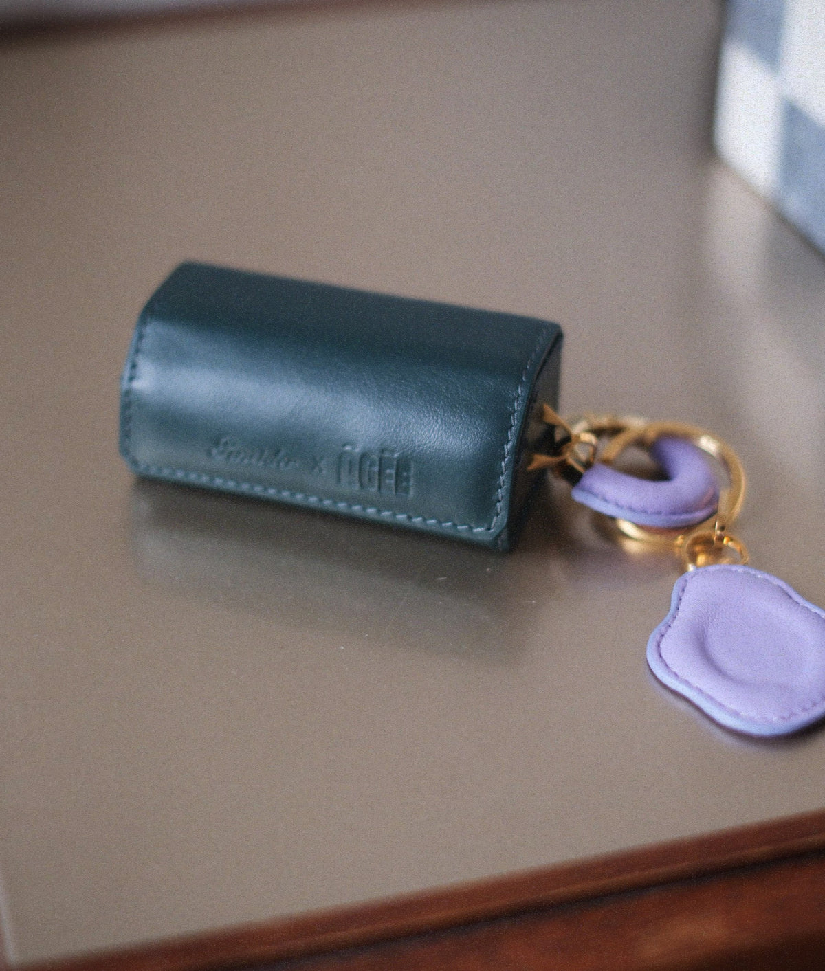 Pineider 1774 × ÂGÉE Porta-Anelli in Pelle
