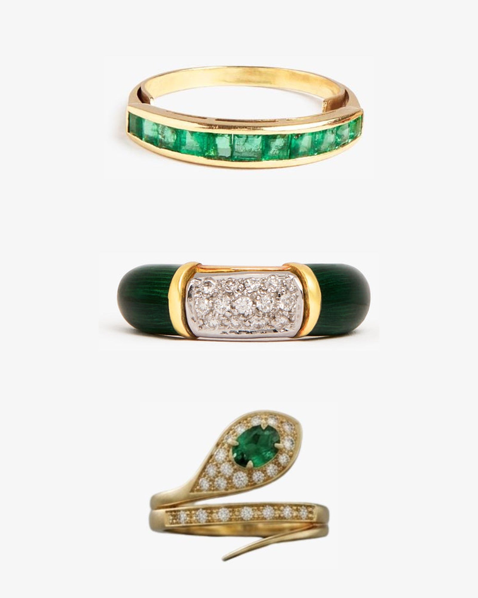 Vintage emerald gold rings still life, ÂGÉE